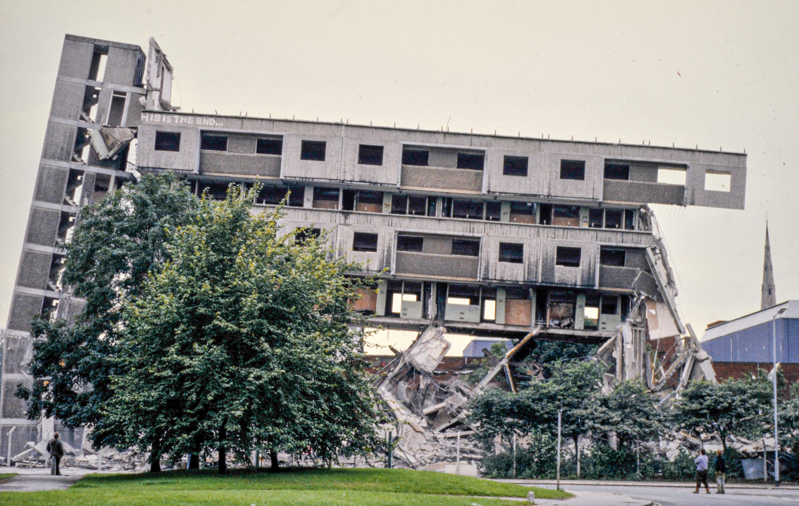 The demolition of the crescents on Gretney Walk